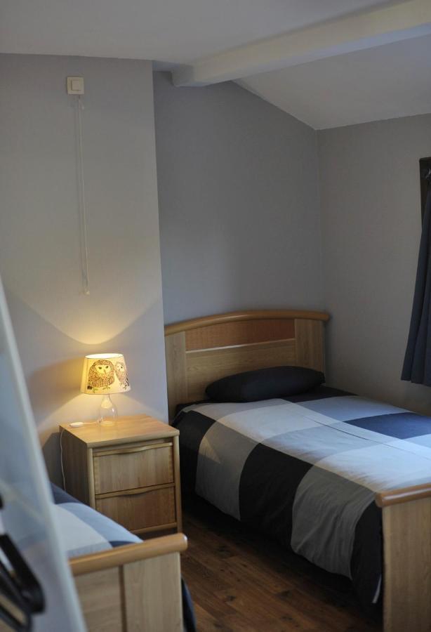Pops Holiday Home Ieper Bagian luar foto